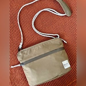 Lululemon crossbody purse